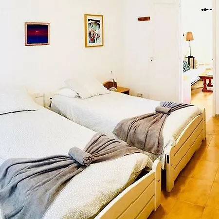 Alessandra With Sat- Tv & Wifi Only 200m From Playa Grande Appartement *