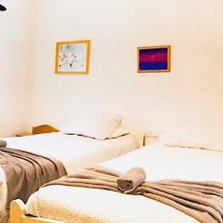 Alessandra With Sat- Tv & Wifi Only 200m From Playa Grande * Puerto del Carmen (Lanzarote)